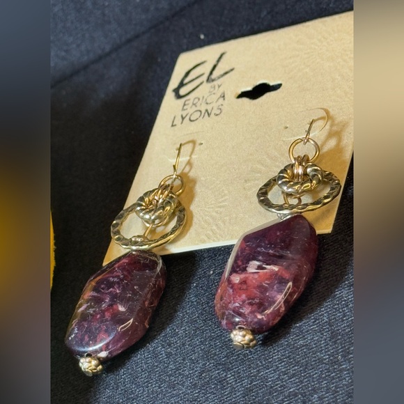 Erica Lyons Gold Tone Purple Stone Dangle Earrings 2.5inch - Picture 2 of 6